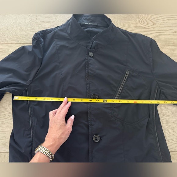 Unisex Giorgio Armani Nylon Jacket, Leather Piping detail size L (Italian 52) - Picture 13 of 16